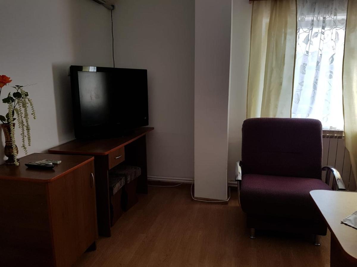 Pensiune Restaurant Arconi Năvodari Exteriör bild