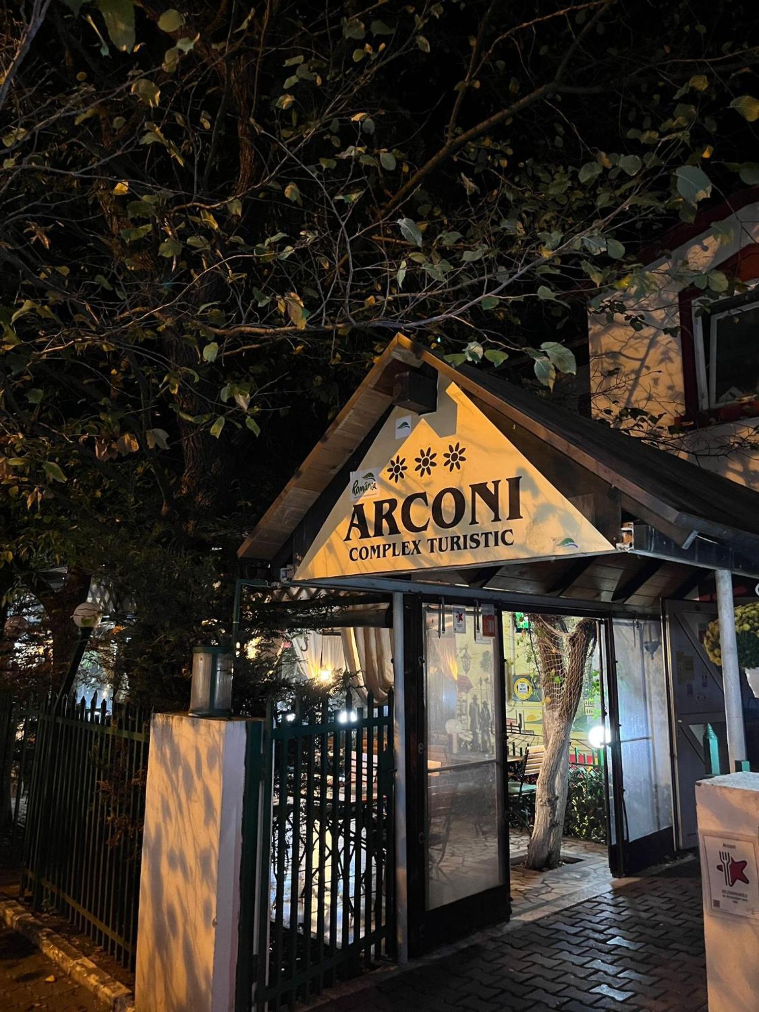 Pensiune Restaurant Arconi Năvodari Exteriör bild