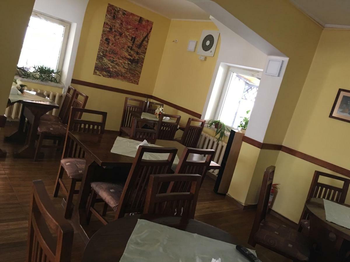 Pensiune Restaurant Arconi Năvodari Exteriör bild